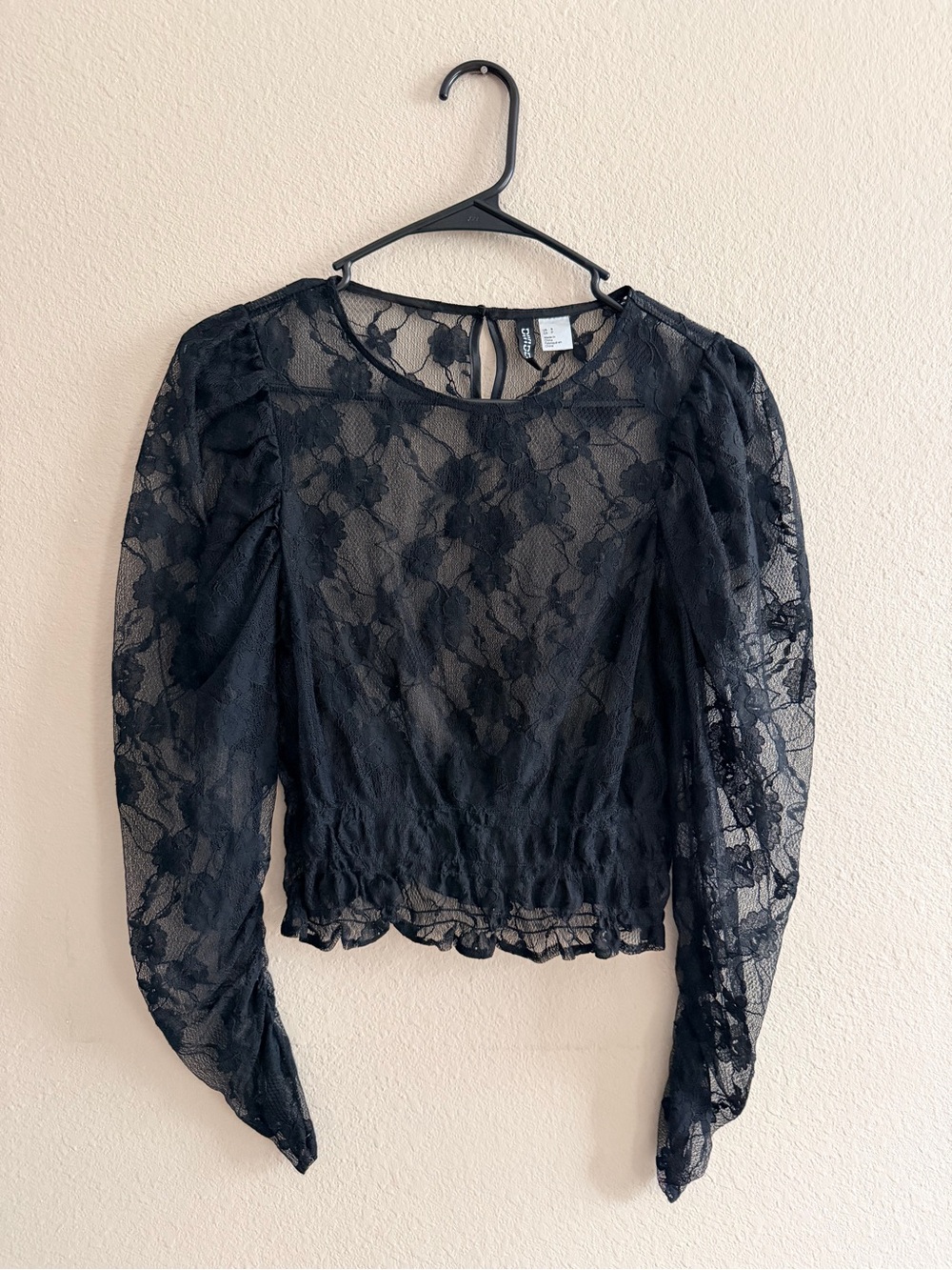 H&M Divided Black Floral Lace Crop Top